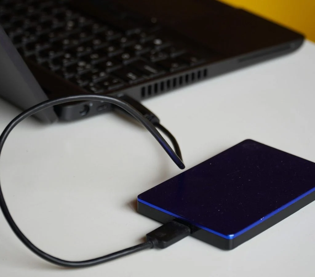 Illustration of cloud storage with connected devices
