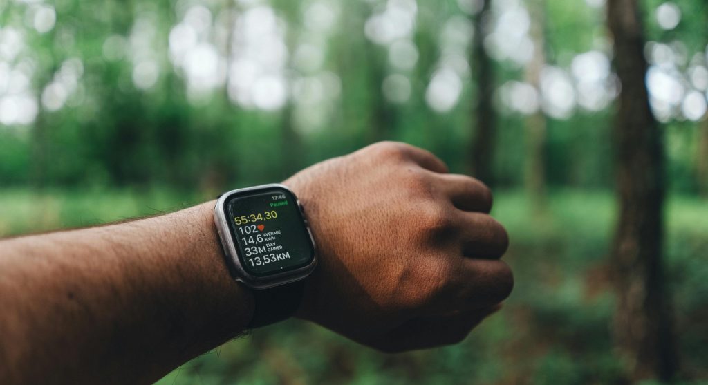 What is a smartwatch showing daily usage example