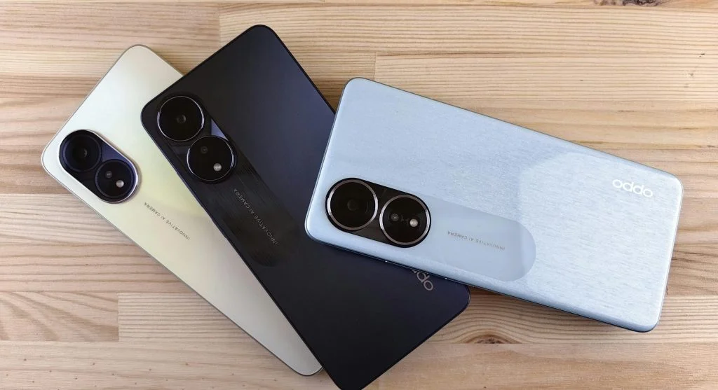 Buying a smartphone checking performance and processor