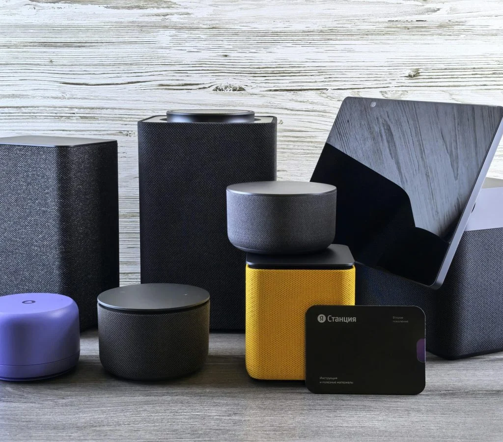 Multiple devices connected wirelessly via Bluetooth