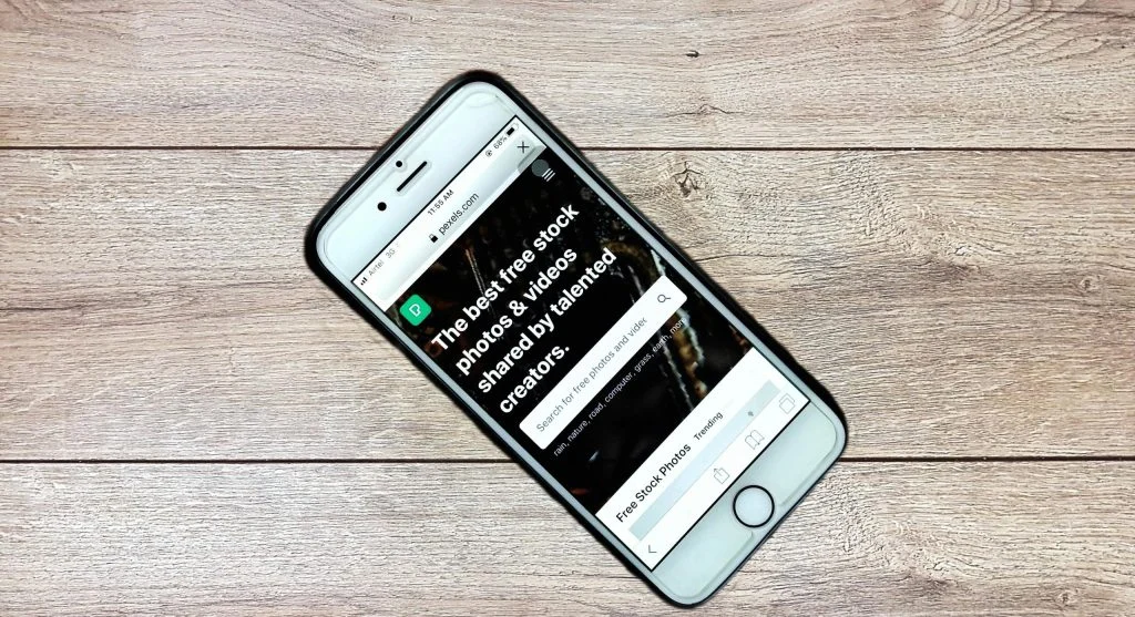 buffering on smartphone screen