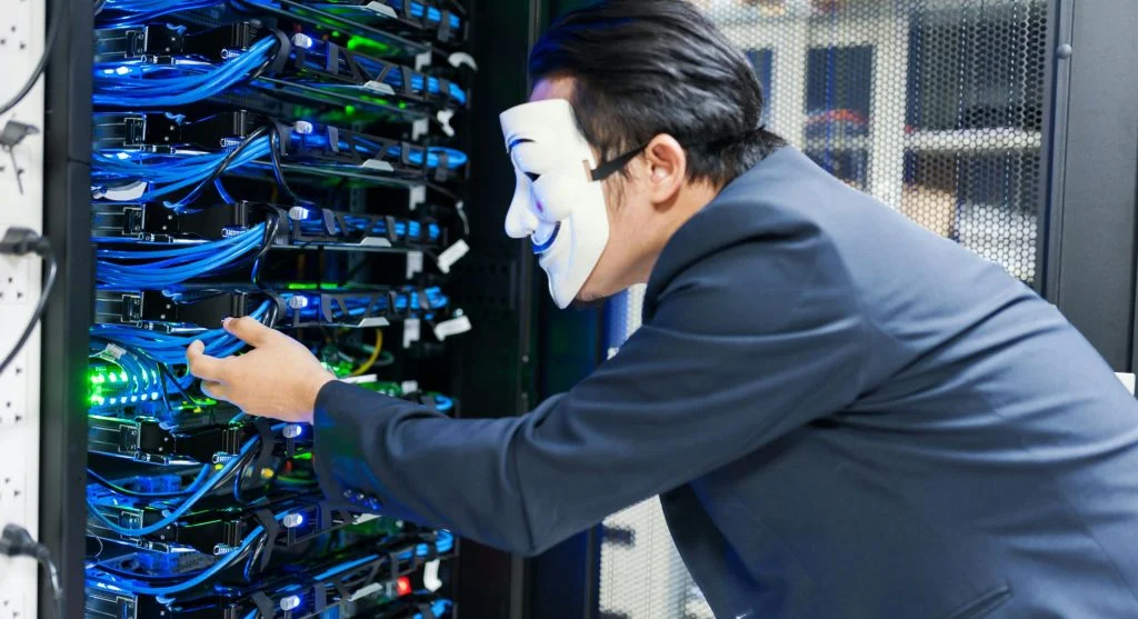 smartphone hacked high data usage