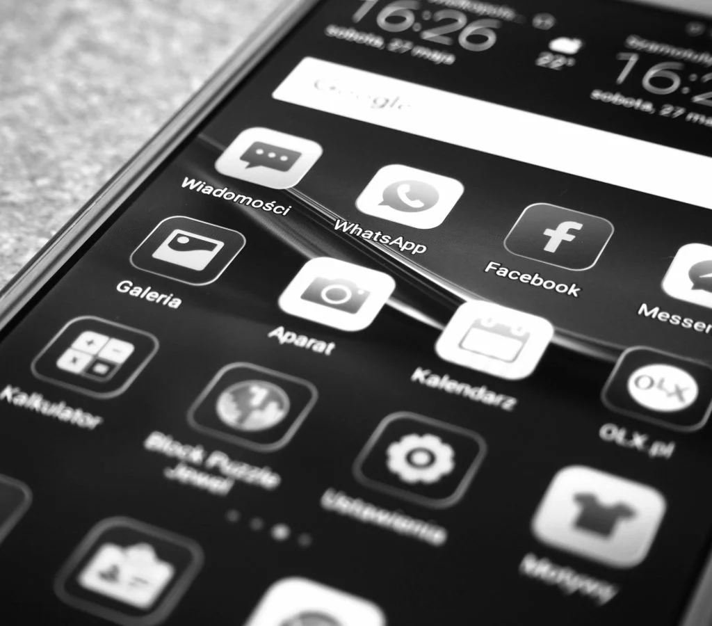 Apps crashing on smartphone with error message display