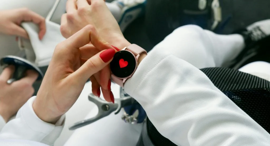 What is a smartwatch showing health tracking features
