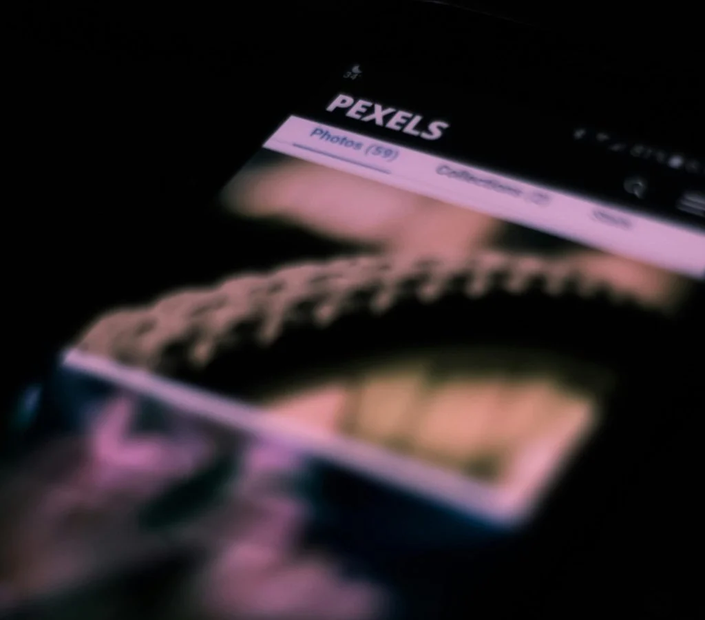Lagging smartphone screen