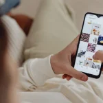 Endless scrolling behavior on smartphone